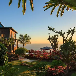 Inn Holualoa Inn