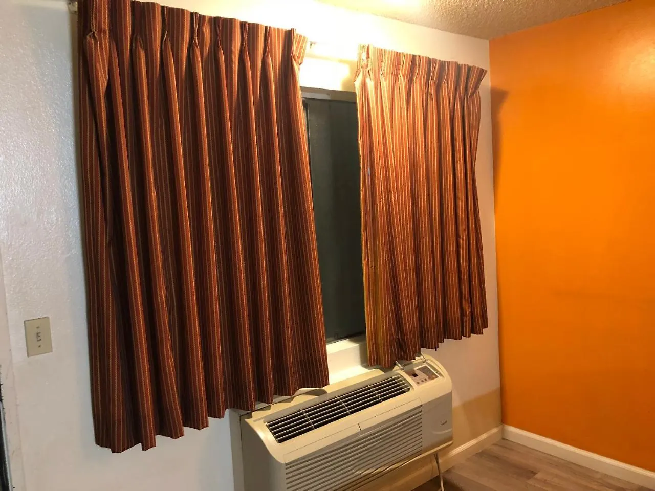 ** Motel Anaheim National Inn United States
